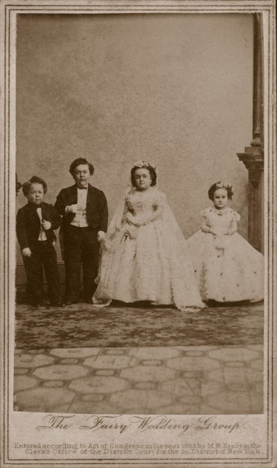 Bryllupsbilde av Charles Sherwood Stratton, amerikansk entertainer kjent som General Tom Thumb, og hans kone, Lavinia Warren av American Photographer (after)