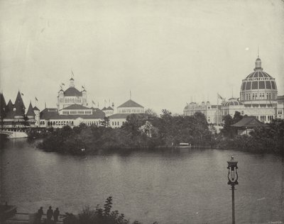 Over Wooded Island, nordøst av American Photographer