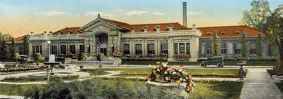 Administrasjonsbygning i Washington Park (farget bilde) av American Photographer