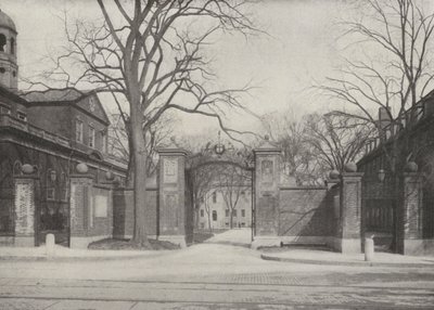 Boston: Johnson#39;s Gate (s/h-bilde) av American Photographer