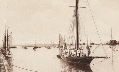 Buffalo Harbor, som viser Buffalo Yacht Club, Buffalo, New York (s/h-bilde) av American Photographer