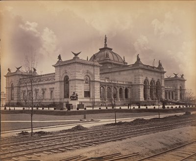 Memorial Hall of the Centennial Exposition, 1876 (gelatinsølvtrykk) av American Photographer