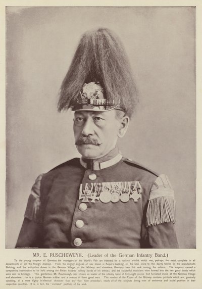 Mr E Ruscheweyh, leder av det tyske infanteribandet av American Photographer