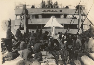 Pioneer Infantry Battalion på troppeskipet U.S.S. Filippinsk fra Brest havn, Frankrike, 18. juli 1919 av American Photographer