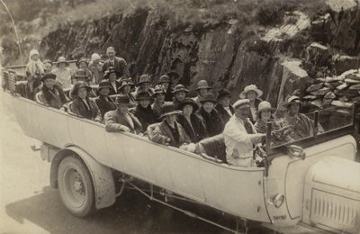 Stretchlimousine (svart-hvitt-bilde) av American Photographer