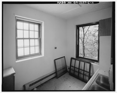 Techwood Homes, Building No. 1, 575-579 Techwood Drive, Atlanta, Fulton County, GA (s/hvitt-bilde) av American Photographer