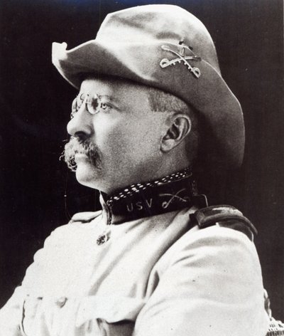 Theodore Roosevelt som oberstløytnant for 1st US Volunteer Cavalry i 1898 (s/hv-bilde) av American Photographer