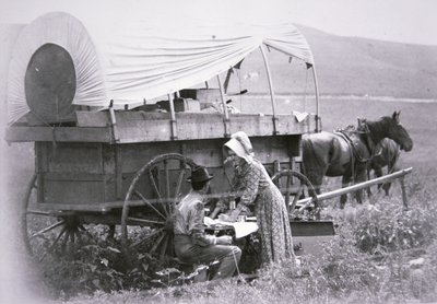 Typisk pioners dekket vogn (s/hv-bilde) av American Photographer