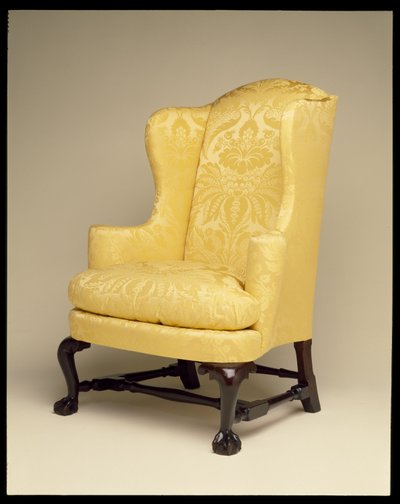 Lenestol, ca. 1750-70 (mahogni, lønn, kirsebær og gul silke) av American School