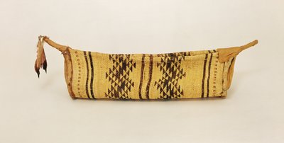 Hupa hoppe dansekurv, fra North Carolina (vevd fiber) av American School