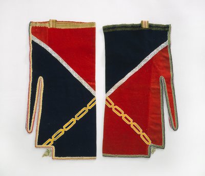 Leggings, Chippewa, ca. 1840 (ullklut, glassperler, silkebånd, bastfiberstropper og tråd) av American School