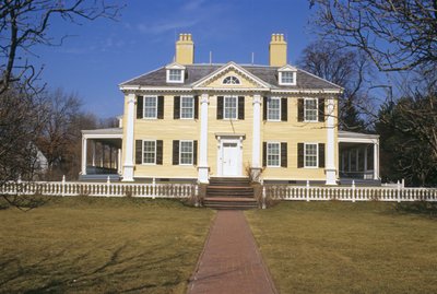 Longfellow National Historic Site, bygget 1759 av American School