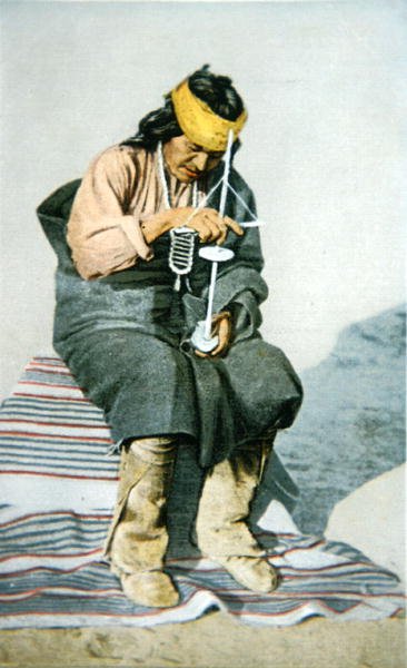 Pueblo-mann som borer turkis, ca. 1905 (litho-farge) av American School