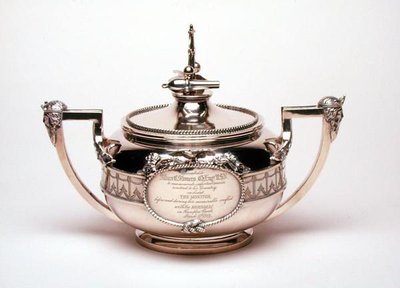 Sugarbowl av Tiffany & Co., ca. 1863 (sølv) av American School