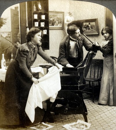 Får slått i håret. av American Stereoscopic Company
