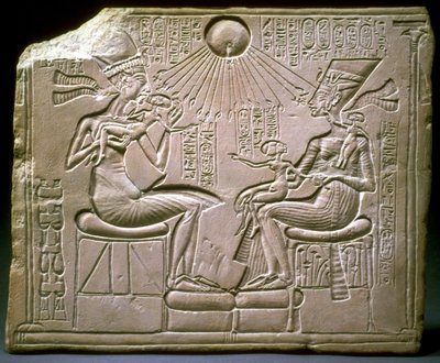 Kongefamilien: Akhenaten, Nefertiti og deres barn, ca 1350 f.Kr av Ancient Egypt