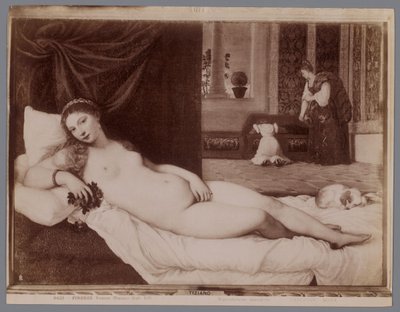 Fotoreproduksjon av maleriet Venus av Urbino av Titian Firenze, Venere (Tiziano Gall. Uff.) (tittel på objekt) av Anderson (firma)