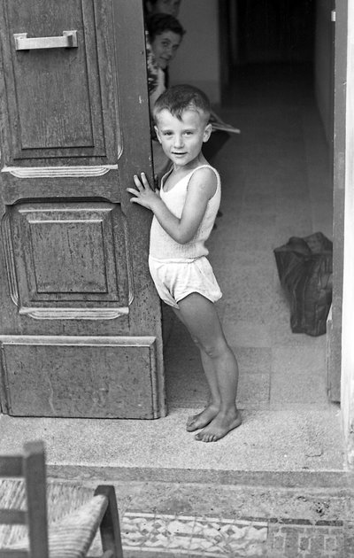 BITRE DRUER - BARE CHILD av Ando Gilardi