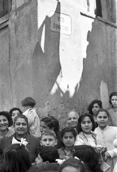 CROTONE - DEMOCIDE VICO av Ando Gilardi