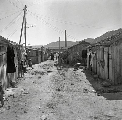 ARBEIDSDISTRIKT av Ando Gilardi