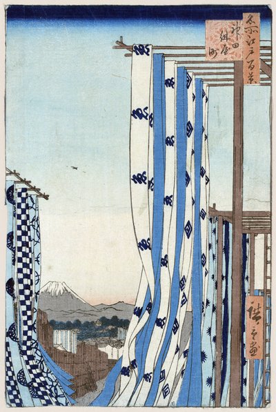 Japanske trykk: Fargerkvarteret i Kanda (Tokyo, Japan). I bakgrunnen kan du se Fuji-fjellet. Serie hundre kjente visninger av Edo. (Dyers-distriktet i Kanda. Hundre kjente utsikter over Edo). Verk av Utagawa Hiroshige (1797-1858), gravering av Ando or Utagawa Hiroshige