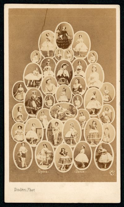 Ballettdansere fra Paris Opera (s/hvitt bilde) av Andre Adolphe Eugene Disderi
