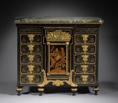 Ibenholt skap, ca. 1690 (inntarsia i metall og skilpaddeskall, tre) av Andre Charles Boulle
