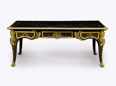 Louis XIV ormolu-montert brun skilpaddeskall byråplate, ca. 1710 av Andre Charles Boulle