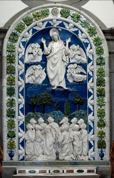 Jesu himmelfart til himmelen med Vår Frue og elleve apoler Lavt keramisk relieff av Andrea della Robbia (1435-1525) ca. 1490 Dim. 475 x 305 cm Santuario della Verna, Italia av Andrea Della Robbia