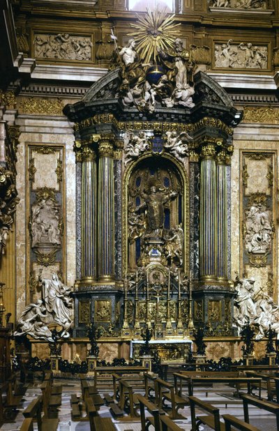 Statue av St. Ignatius av Loyola (alteret) i Jesu kirke i Roma. av Andrea Pozzo