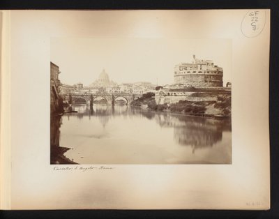 Utsikt over Castel Sant'Angelo, Tiber og Saint Peter i Roma, Italia Castello S. Angelo. Roma (tittel på objekt) av Anonymous