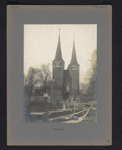Utsikt over Oostpoort i Delft Oostpoort (tittel på objekt) av Anonymous