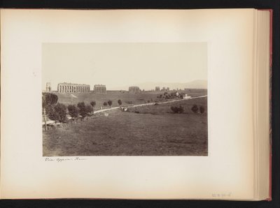 Utsikt over Via Appia nær Roma, Italia Via Appia. Rom (tittel på objekt) av Anonymous