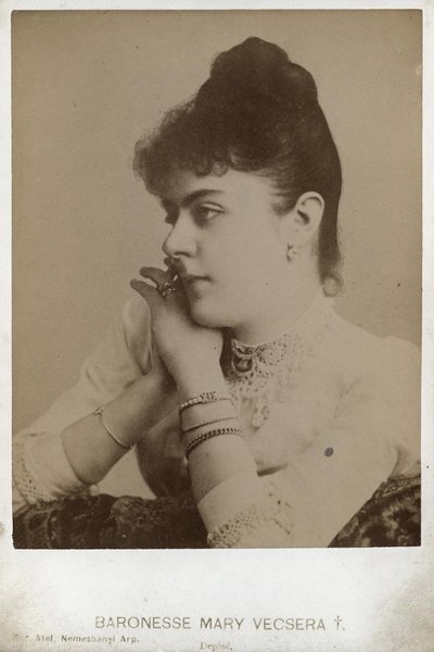 Barones Mary Vetsera (1871-1889), anonym av Anonymous Anonymous