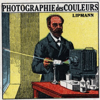 Fargefotografi: prosessen oppfunnet av Gabriel Lippmann (1845-1921) i 1891. Anonym illustrasjon fra 1925. Privat samling. av Anonymous Anonymous