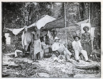 Oppdraget til den franske kapteinen Louis Gustave Binger (1856-1936): misjonsleiren i Afforenou, Elfenbenskysten. Gravering i “Le monde illustree”” fra 1892. Privat samling. av Anonymous Anonymous