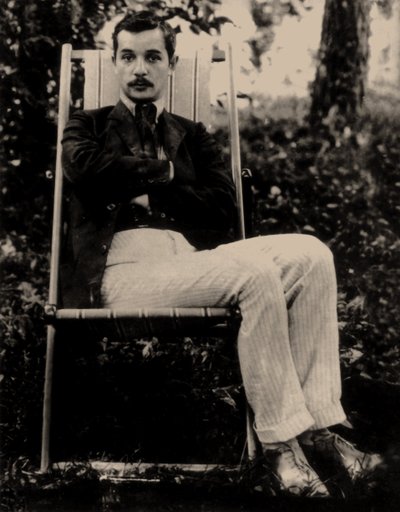 Sacha Tchorny - Portrett av poeten Sasha Chorny (1880-1932), Anonym . Fotografi av Anonymous Anonymous