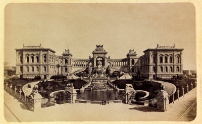 Byen Marseille og dens omgivelser rundt 1885 -1890: Lonchamp Palace (Museum of Fine Arts), privat samling av Anonymous Anonymous
