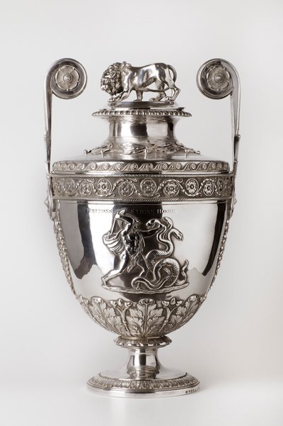 Storbritannia - Vase of the Lloyds Patriotic Fund (sølv av Anonymous Anonymous