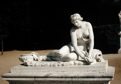 Nymfe med skall, fra Parterre de Latone av Antoine Coysevox