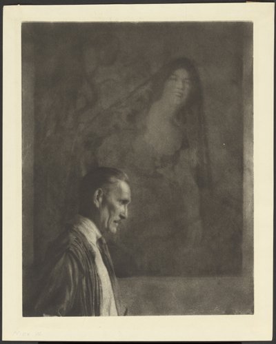 [Mann med liten, pen bart i profil posert foran et maleri av en kvinne kledd i spansk kostyme] av Arthur F. Kales