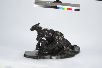 Kenguru og hund av Arthur Putnam