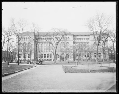 Newberry Library, Chicago, Illinois, USA, ca. 1905 (s/hvitt-bilde) av Barnes and Crosby