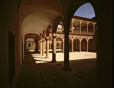 Utsikt over galleriet til sykehusets indre gårdsrom, tegnet av Bartolome Bustamante (ca. 1499–1570) (foto) av Bartolome de Bustamante