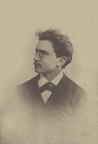 Portrett av komponisten Hans Huber 1852-1921, 1898. av Basel . Photo studio Taescher and