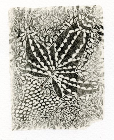 Ivy, 2014, (tregravering på papir) av Bella Larsson