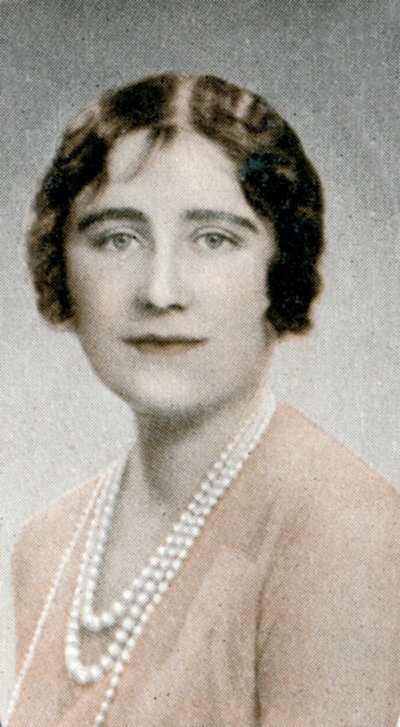 HKH Hertuginnen av York 1900-2002, 1935. av Bertram Park