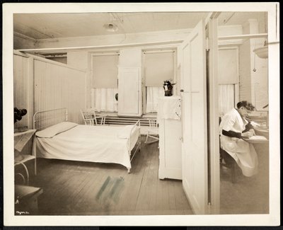 Sykehusrom, 1928 (sølv gelatintrykk) av Byron Company