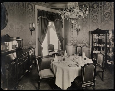 Privat spisestue på Hotel Knickerbocker, 1906 (sølv gelatintrykk) av Byron Company
