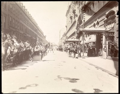Guvernørens stab venter på ankomsten til Li Hung Chang på Waldorf Astoria Hotel, New York, 1896 (sølv gelatintrykk) av Byron Company